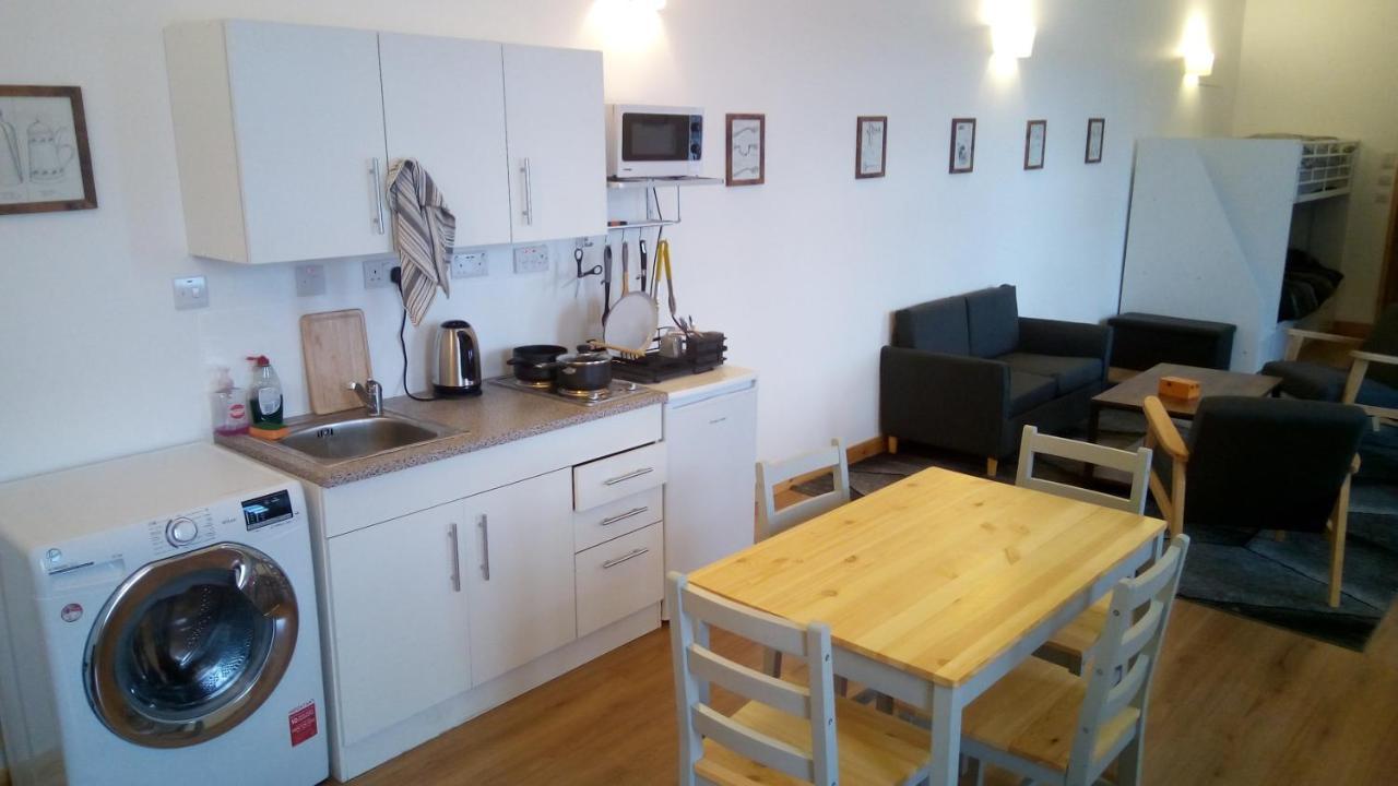 The Uyeasound Old Pier Cottage Belmont  外观 照片