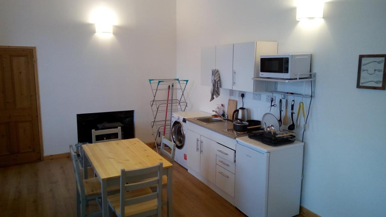 The Uyeasound Old Pier Cottage Belmont  外观 照片